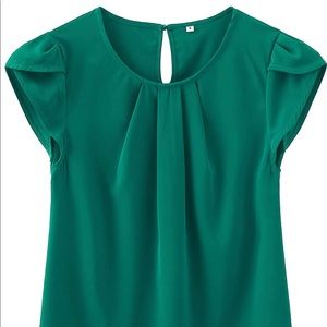 Pleated cap sleeve blouse